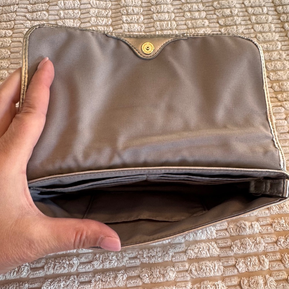 Vtg Coach Ashley Silver Metallic Leather Large Wristlet Clutch Purse Wallet Y2K - Picture 4 of 9